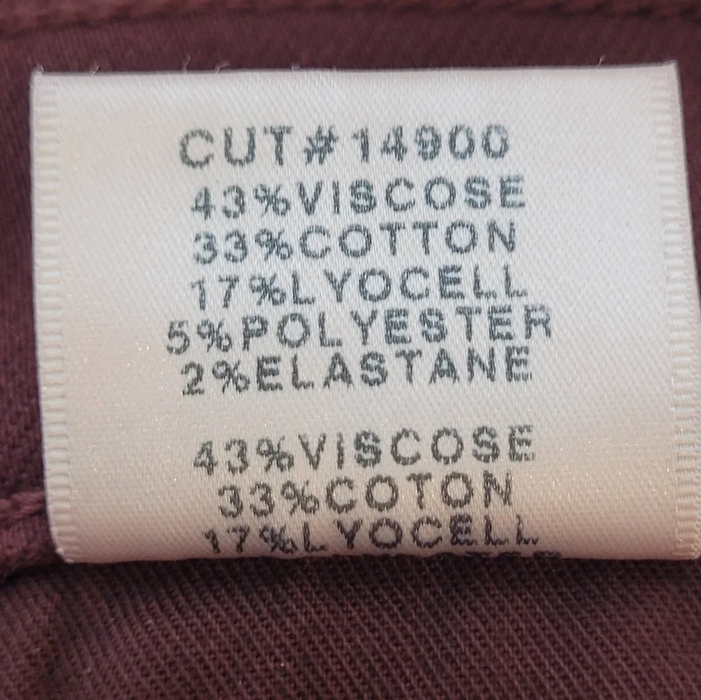 J. Brand Tyler Slim Fit Jeans - NWT - Size 38